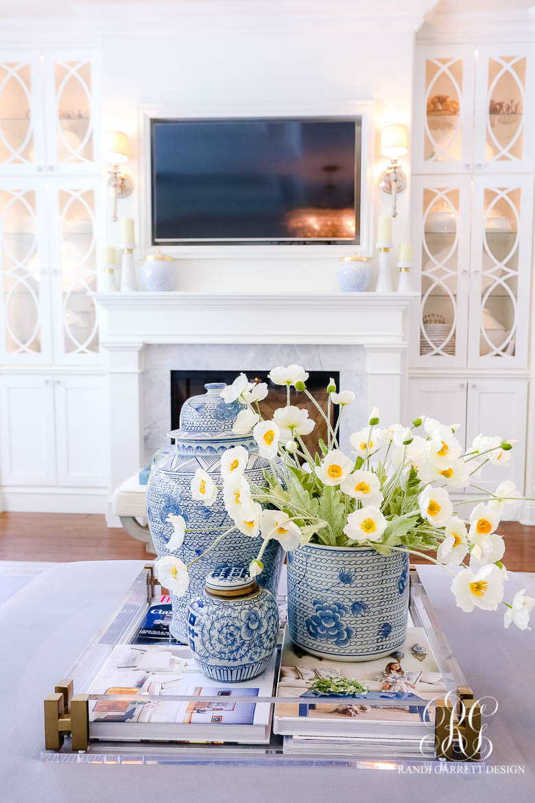 blue and white ginger jar summer decor