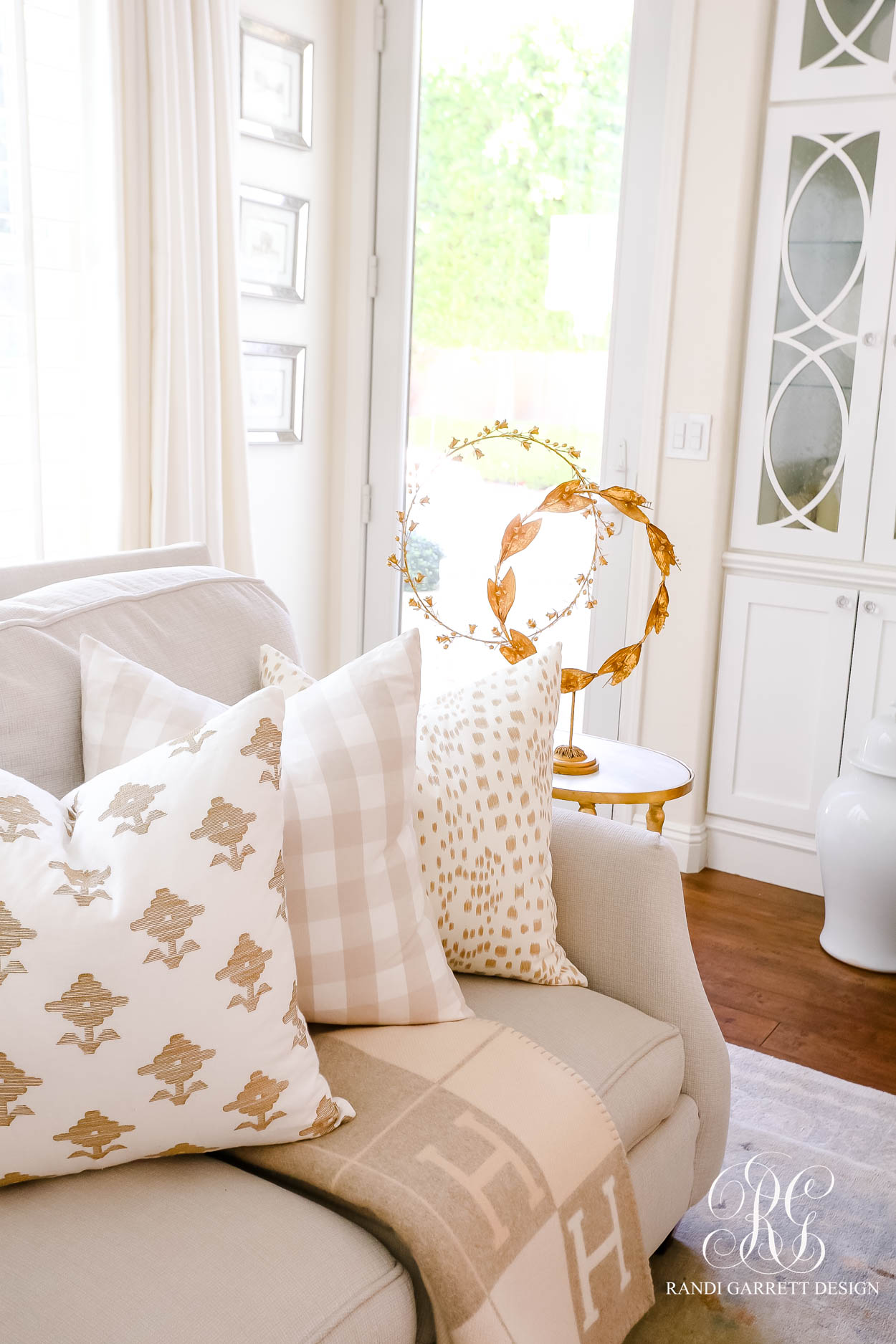 Gorgeous Neutrals Fall Home Tour fall decor