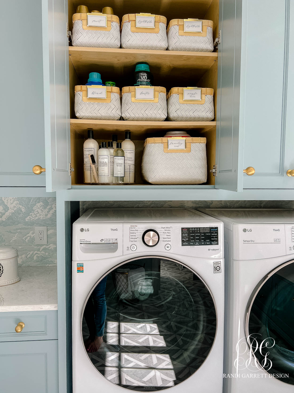 Rubbermaid - Design the organized laundry room you've always