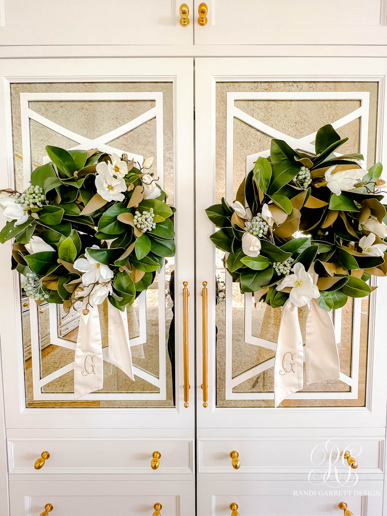 WREATH SASHES