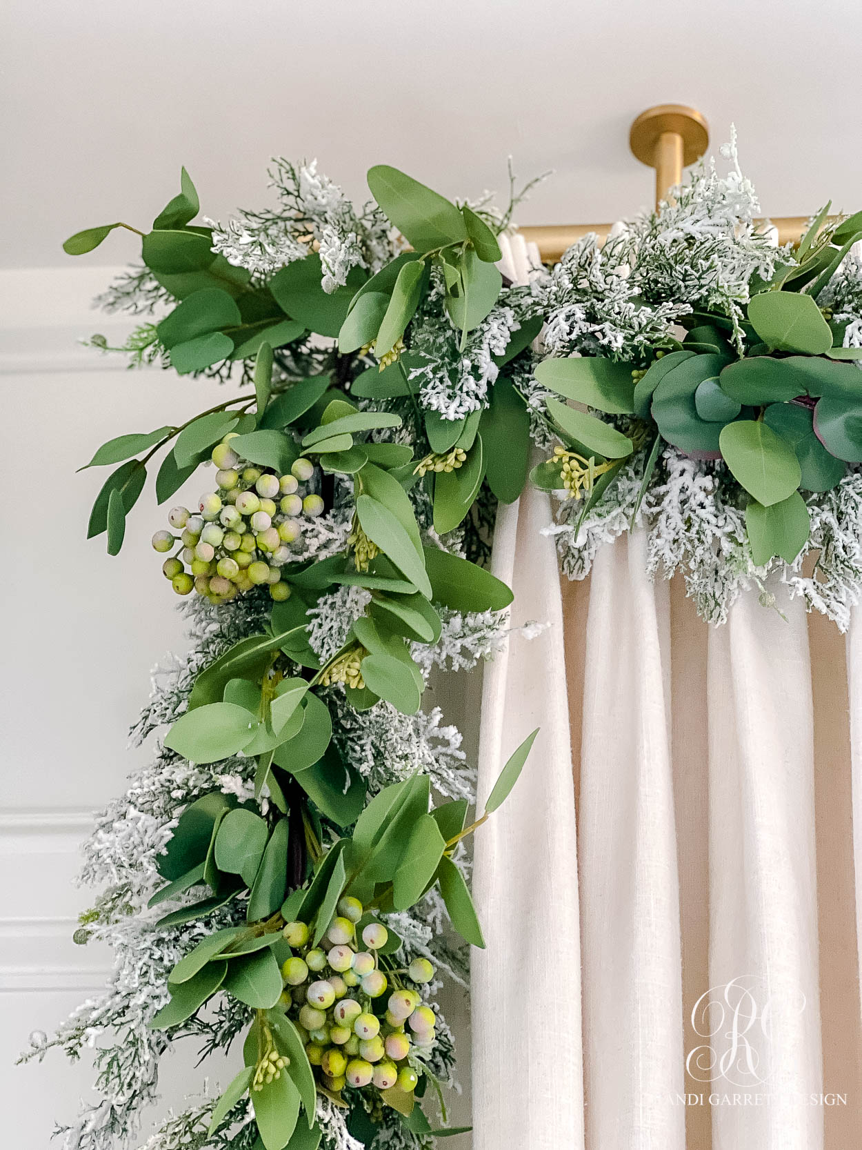 Christmas dining room french doors Christmas garland