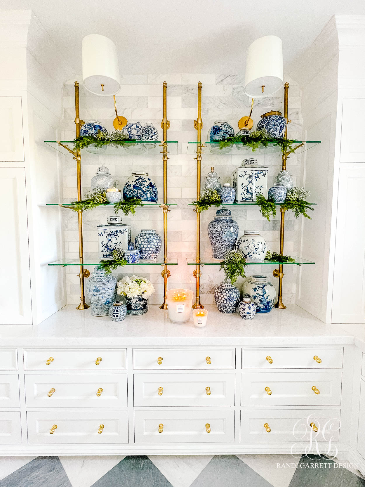 ginger jars pine Christmas decor ideas