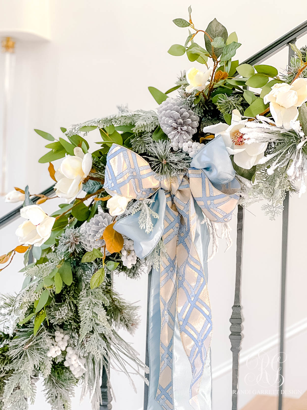 The Wren's Blue + White Christmas Entryway