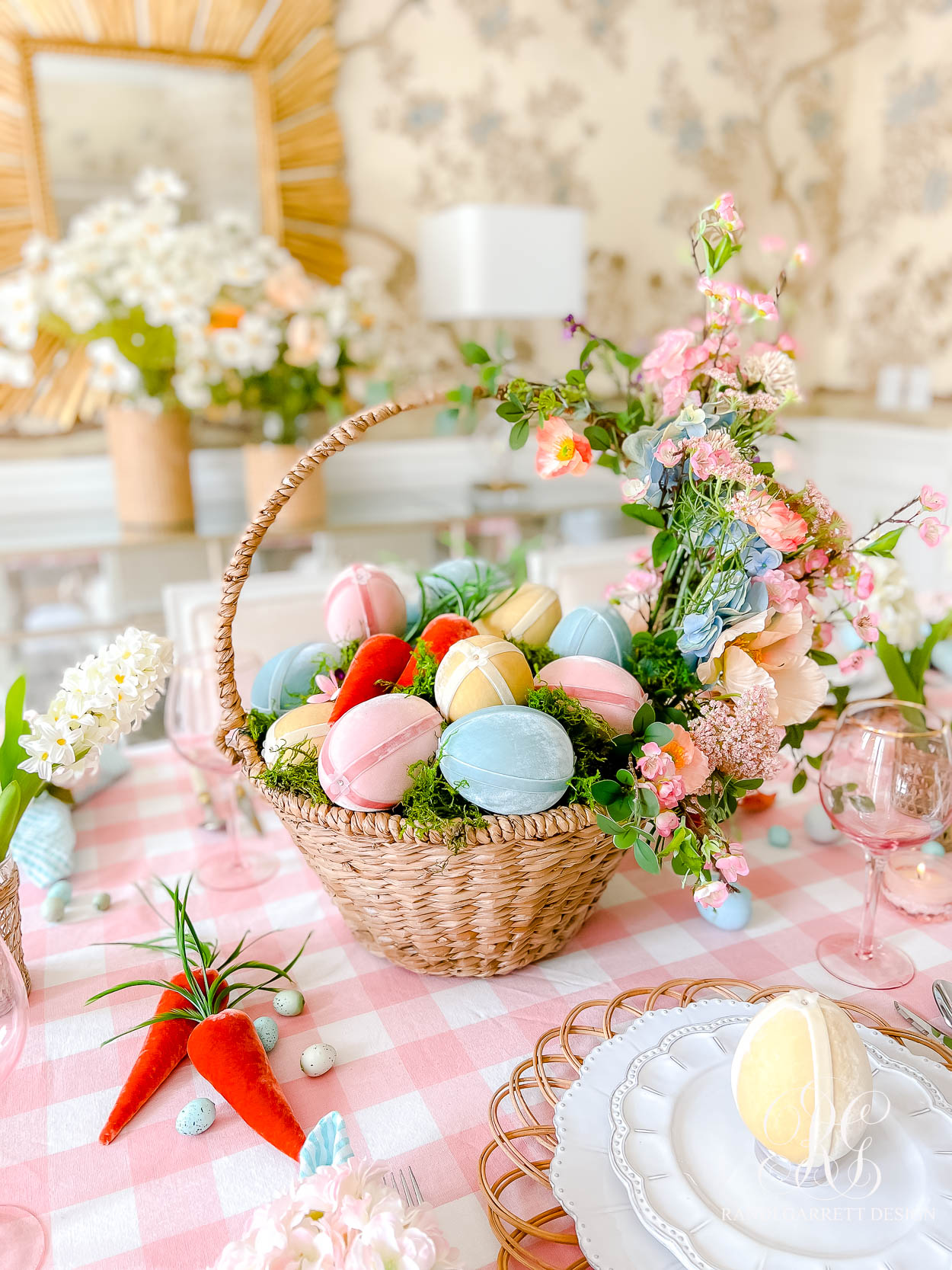Velvet Egg Easter Table 