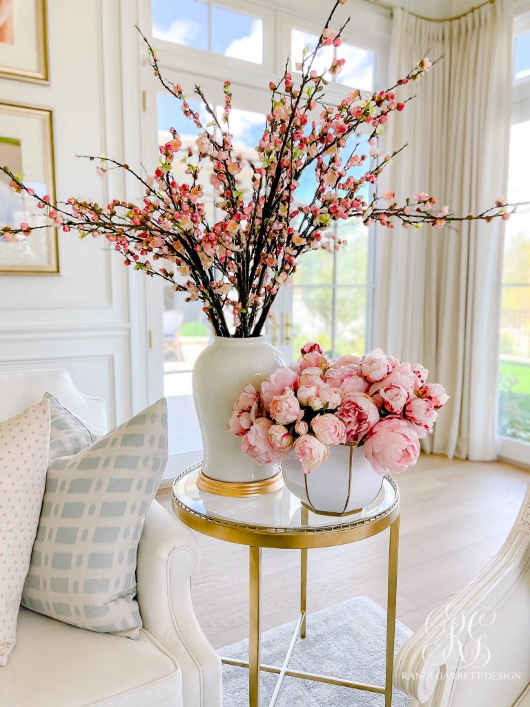 Spring Home Tour - Spring Decor Ideas for your Family Room - Randi ...