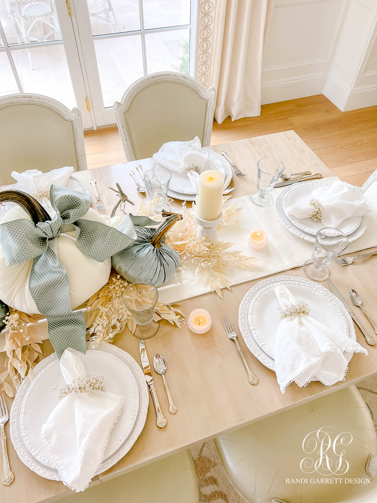 Blue and White Luxe Fall Table