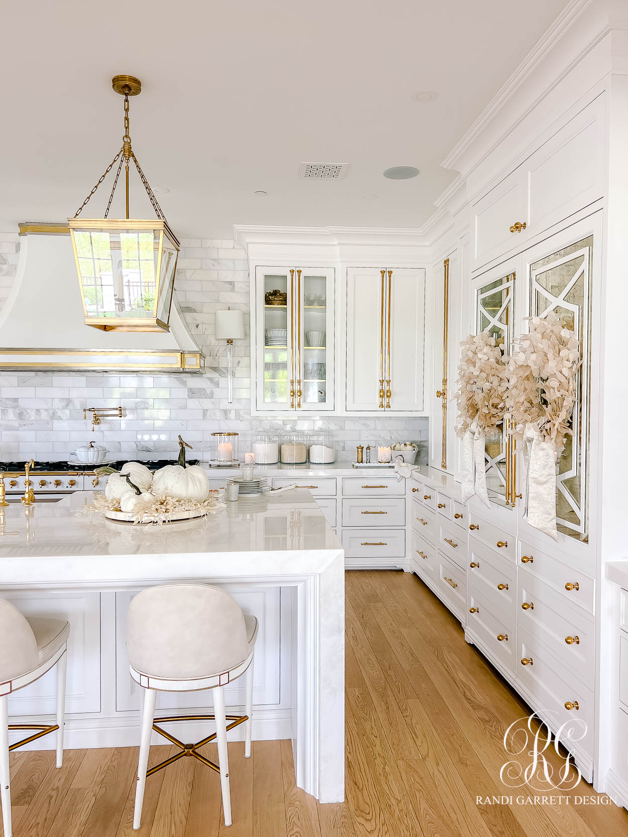 Luxe Fall Kitchen Decor Ideas