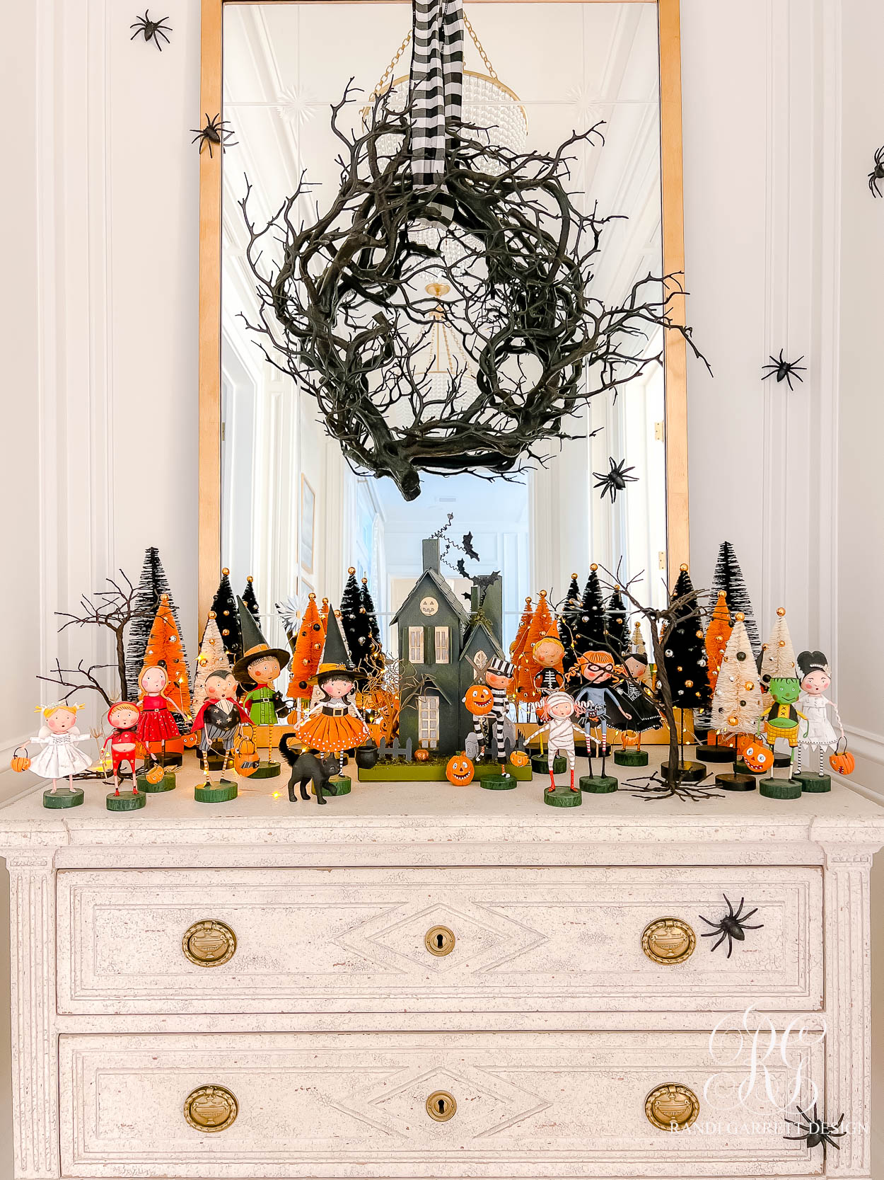 Halloween Trick or Treaters Decor Tradition