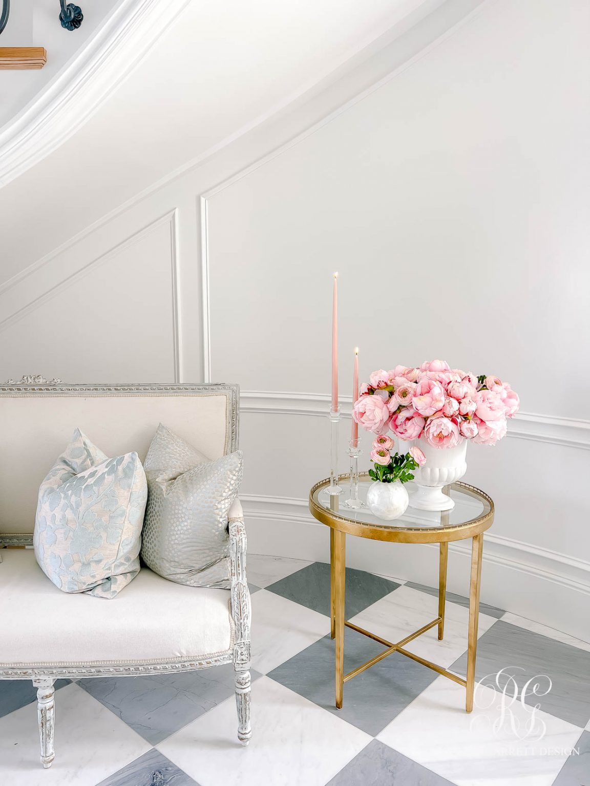 Spring Decor Ideas + 3 Simple Spring Floral Arrangements - Randi ...