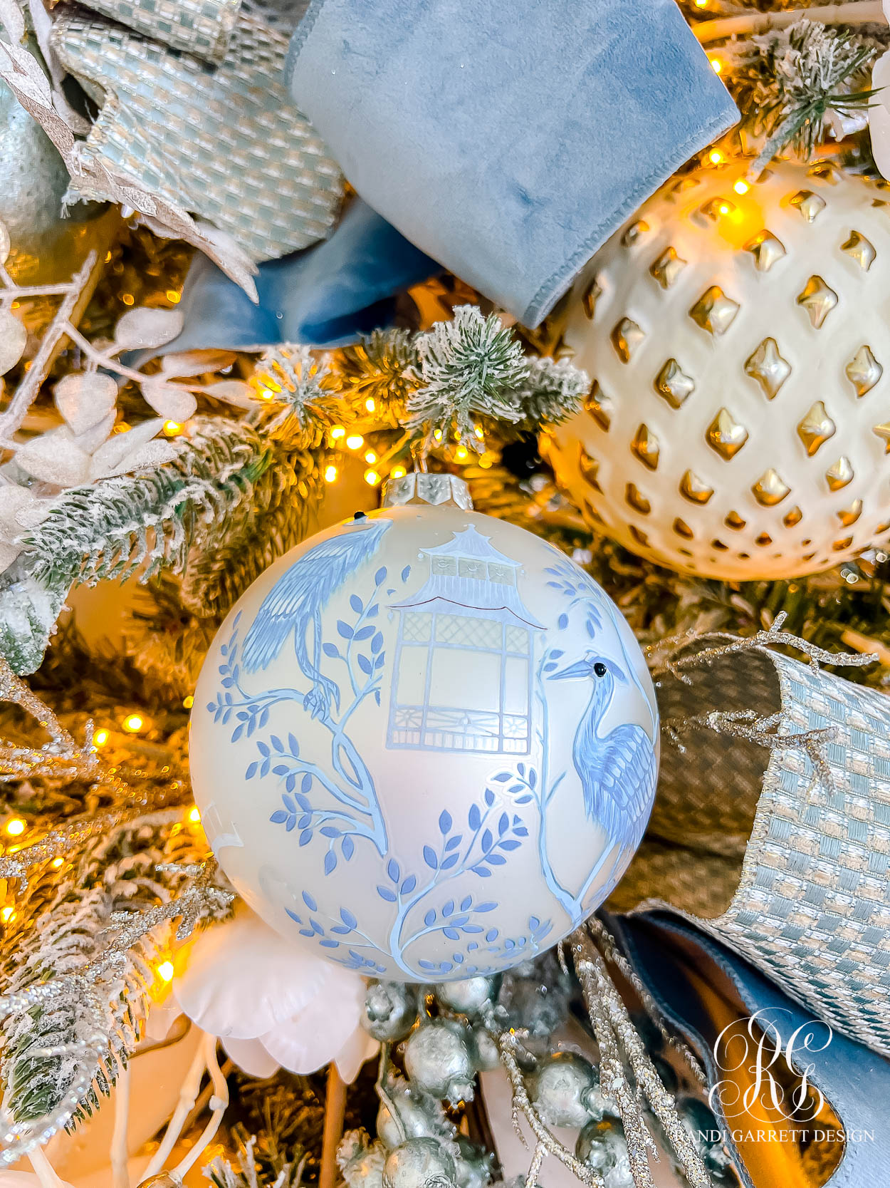 Styling a Dusty Blue Chinoiserie Christmas Tree