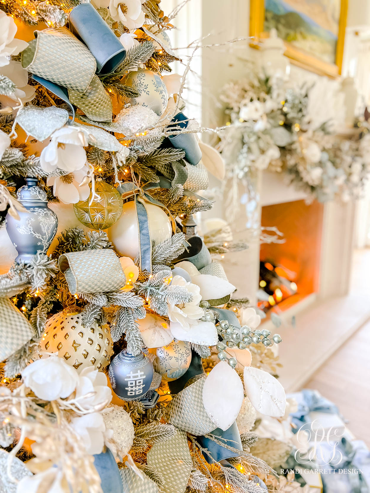 Styling a Dusty Blue Chinoiserie Christmas Tree