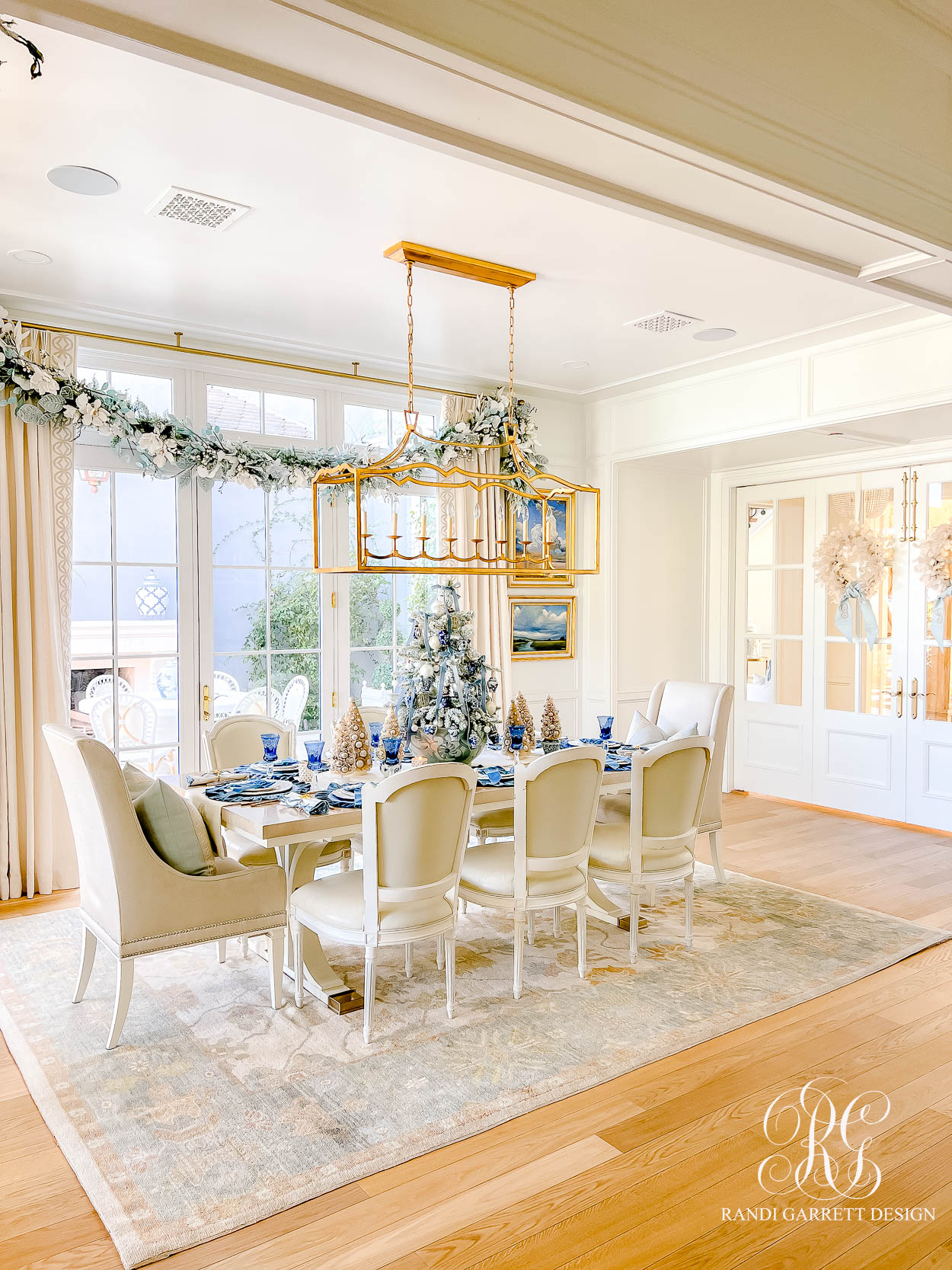 Velvet Bow Christmas Table and Styled Dining Room