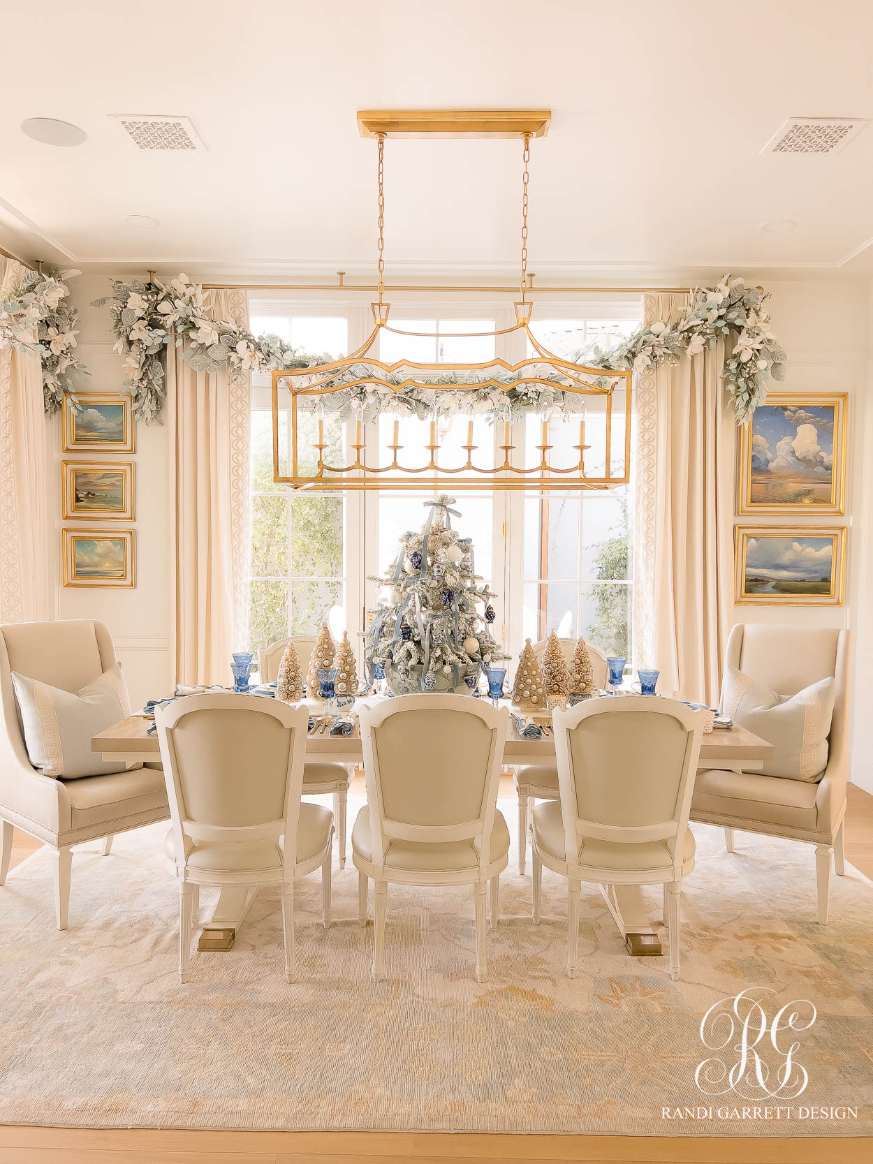 Velvet Bow Christmas Table and Styled Dining Room