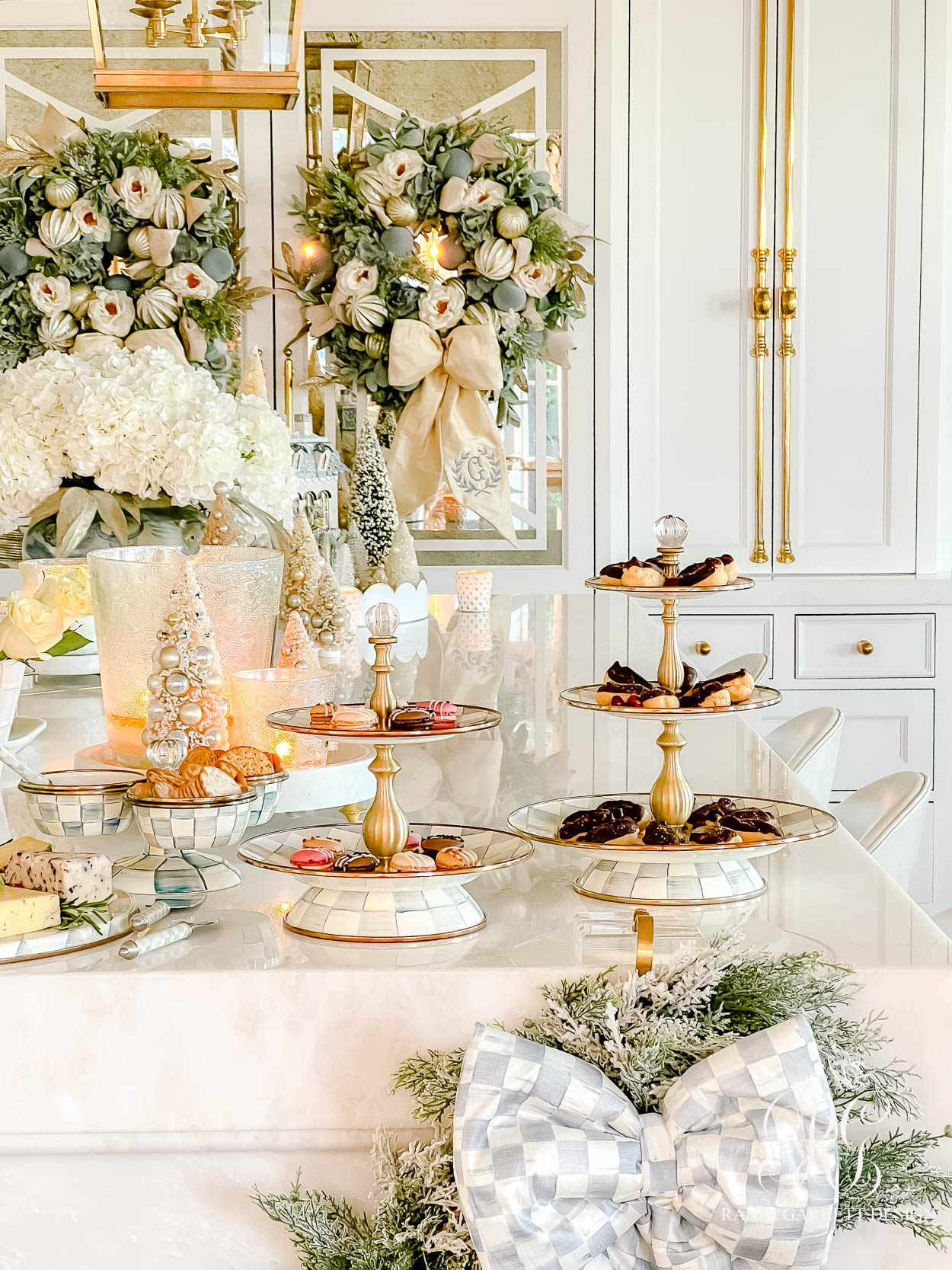 Simple Holiday Entertaining Ideas + Gorgeous Hosting Pieces