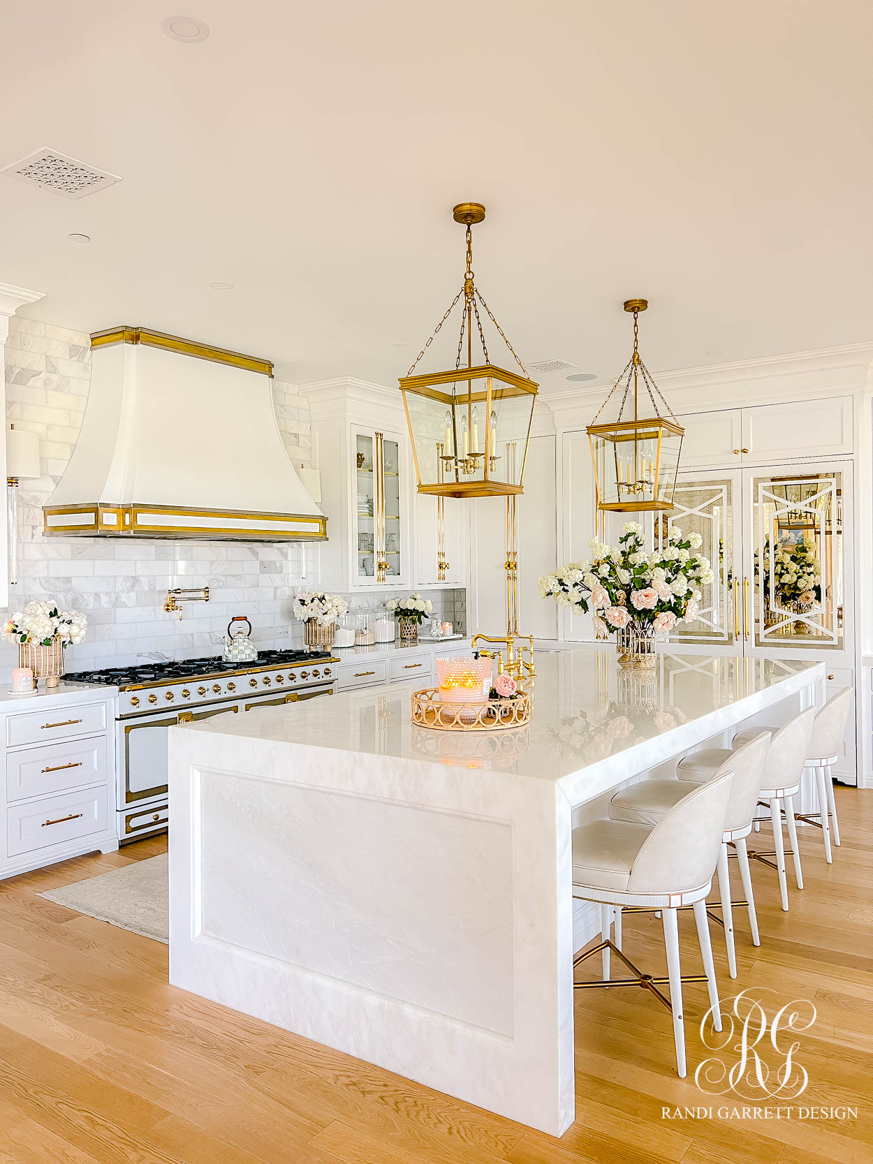 Spring Kitchen Tour - Ideas to Style your Kitchen for Spring