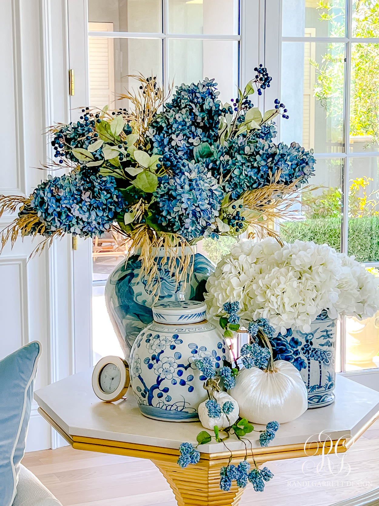 Summer Fades to Fall Family Room Tour fall decor ideas