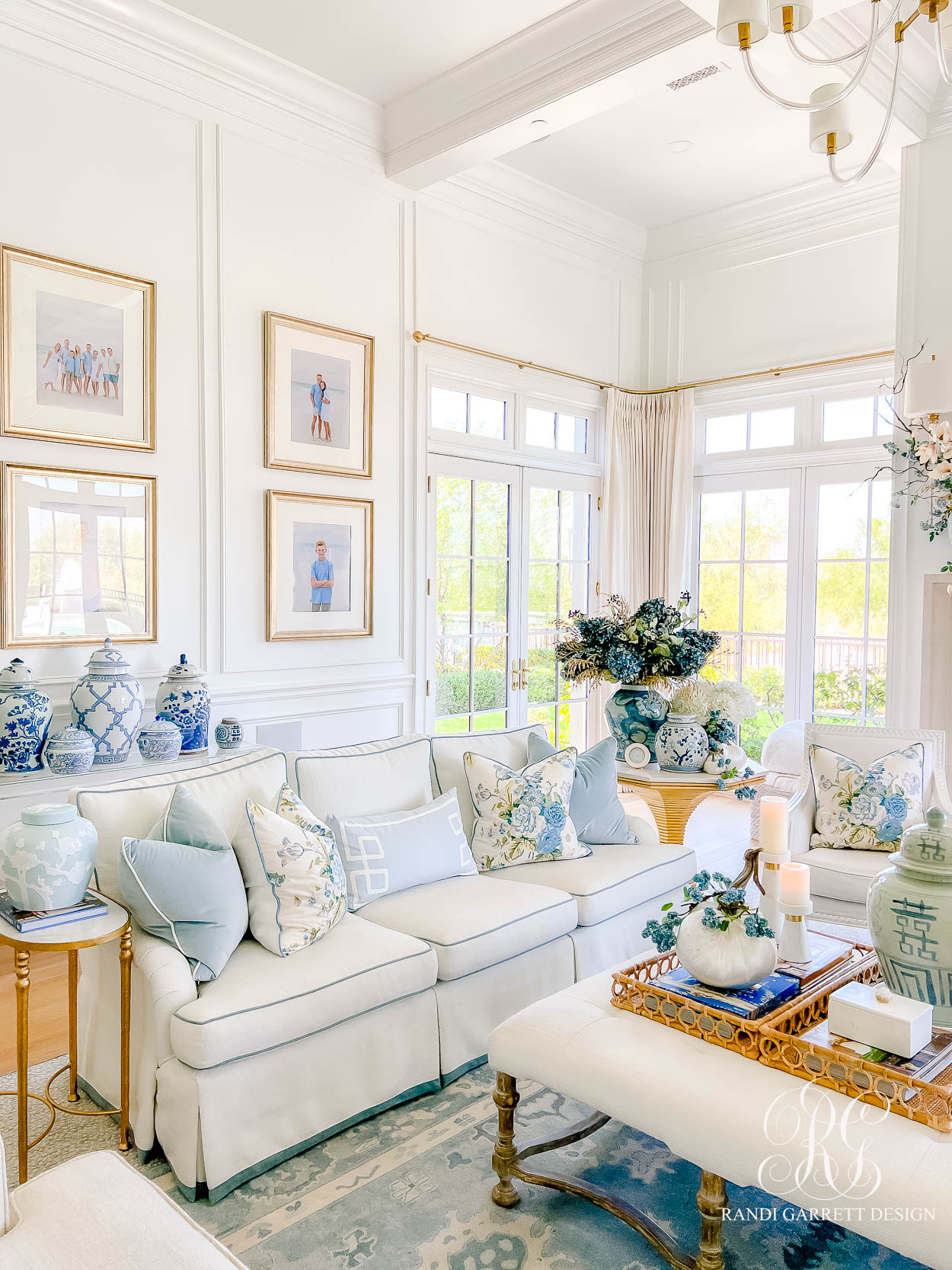 Summer Fades to Fall Family Room Tour fall decor ideas