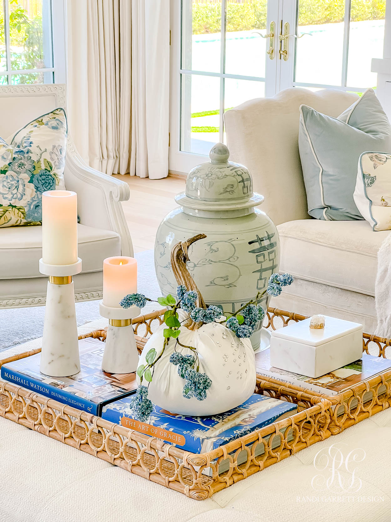 Summer Fades to Fall Family Room Tour fall decor ideas