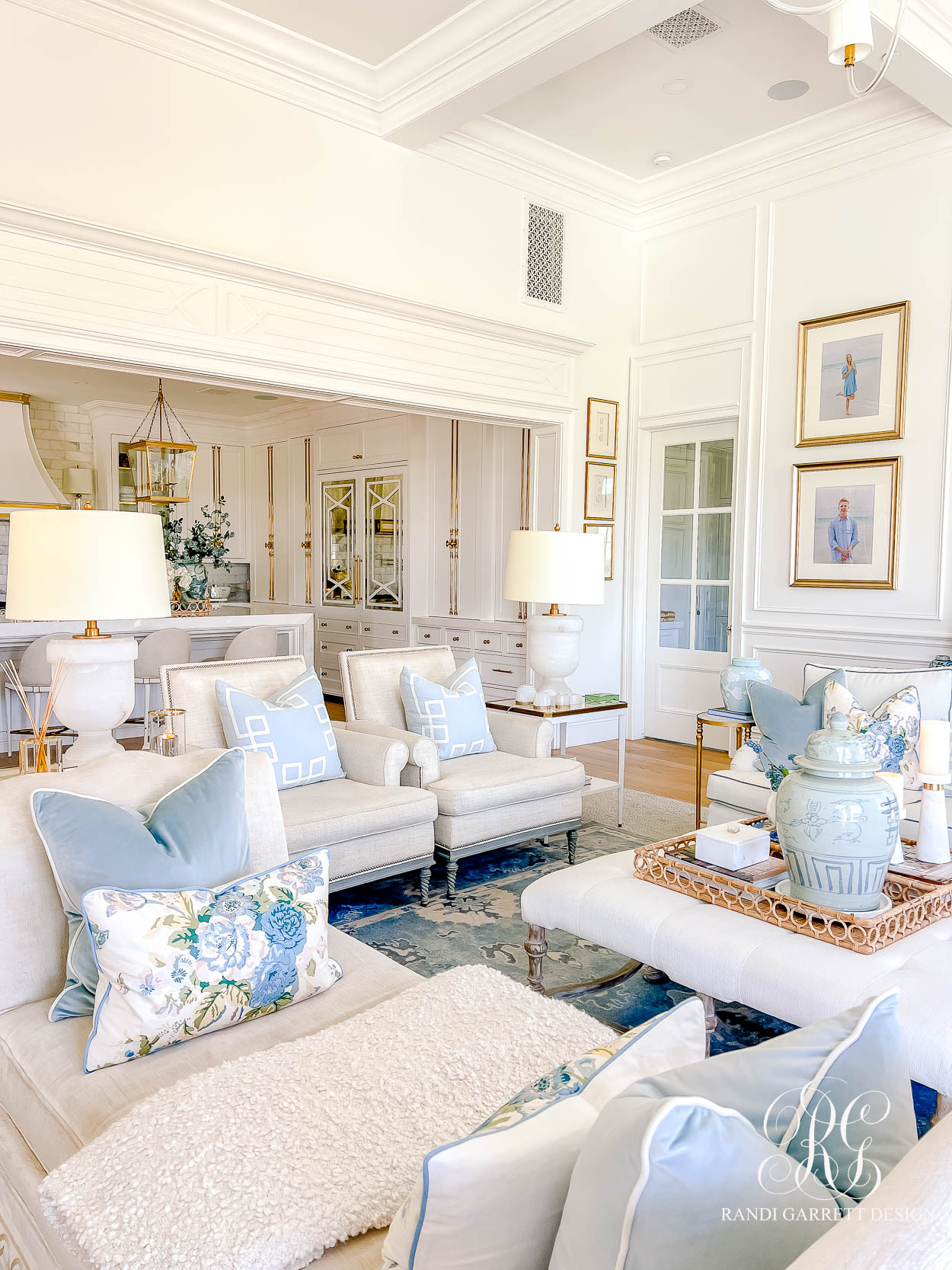 Summer Fades to Fall Family Room Tour fall decor ideas