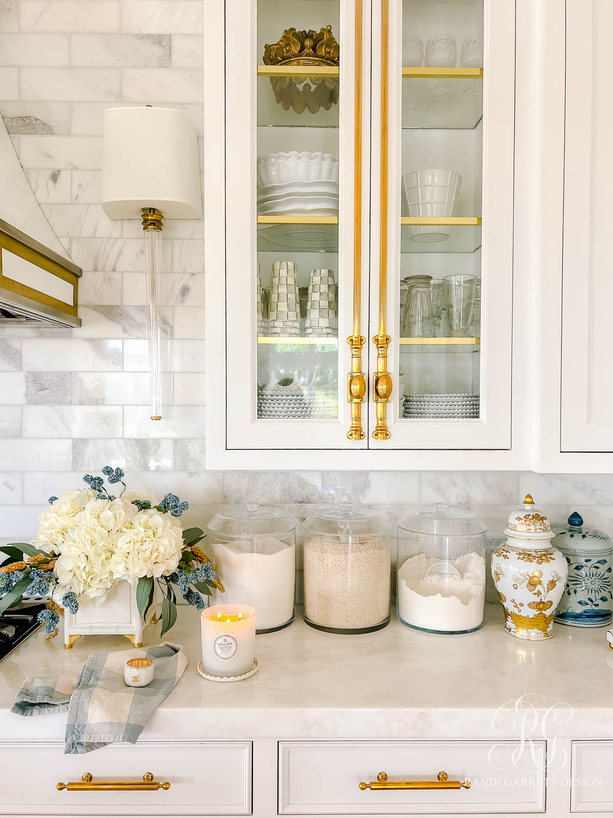 How to Style Your Kitchen for Fall with Timeless Elegance