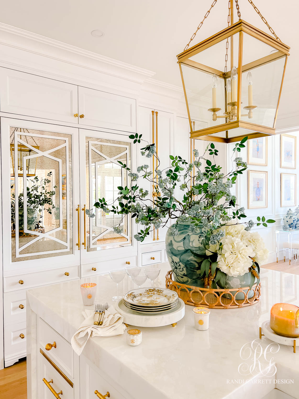 How to Style Your Kitchen for Fall with Timeless Elegance