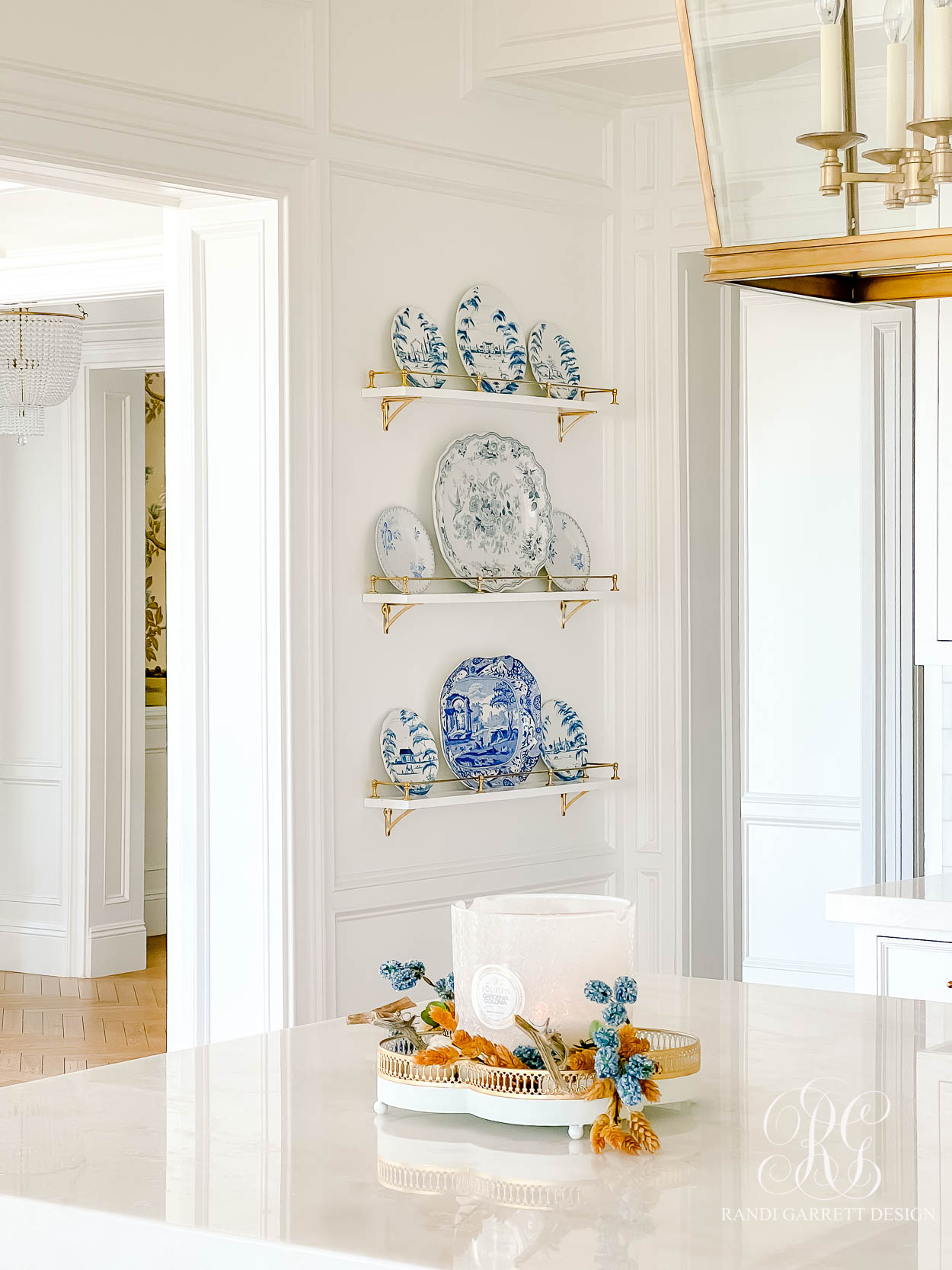 How to Style Your Kitchen for Fall with Timeless Elegance