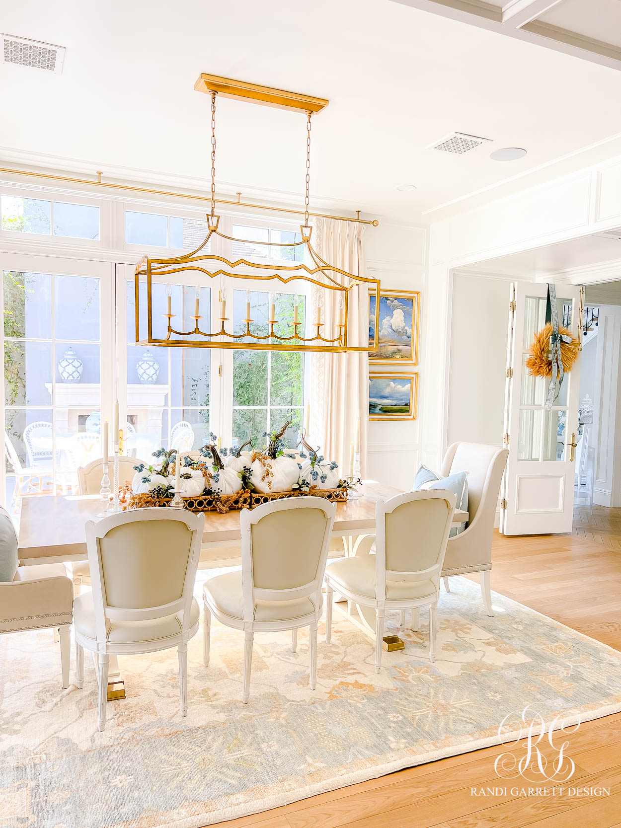 How to Style Your Kitchen for Fall with Timeless Elegance