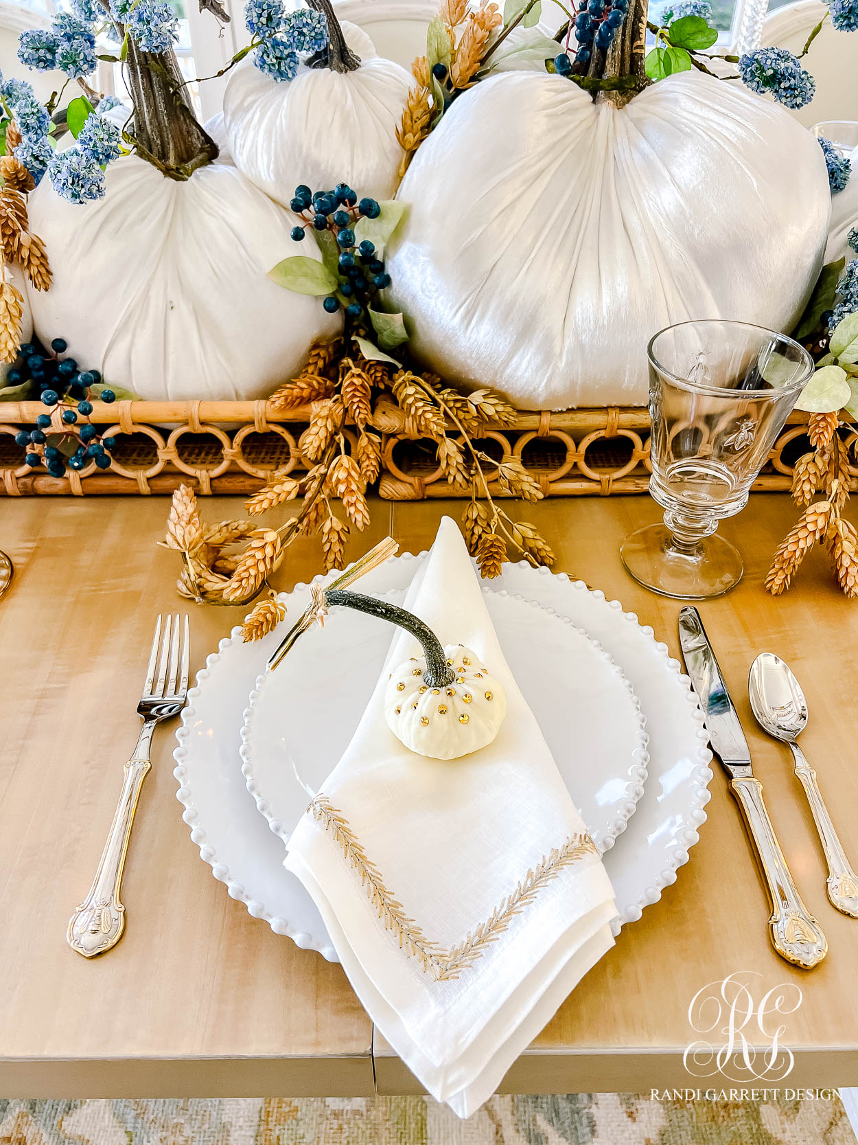 Everyday & Holiday Ready: My Favorite Dish Closet Essentials