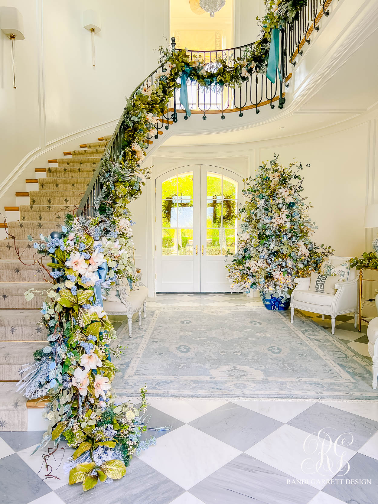 A Chinoiserie Christmas Welcome: Our Festive Entryway
