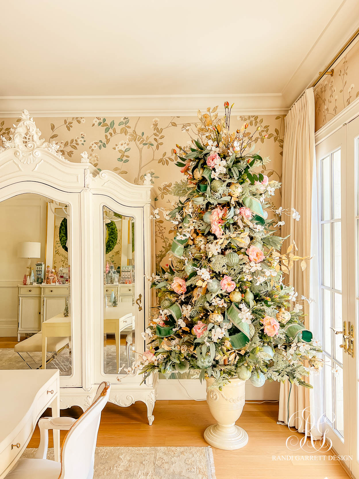 Cozy Chinoiserie Inspired Christmas Home Office