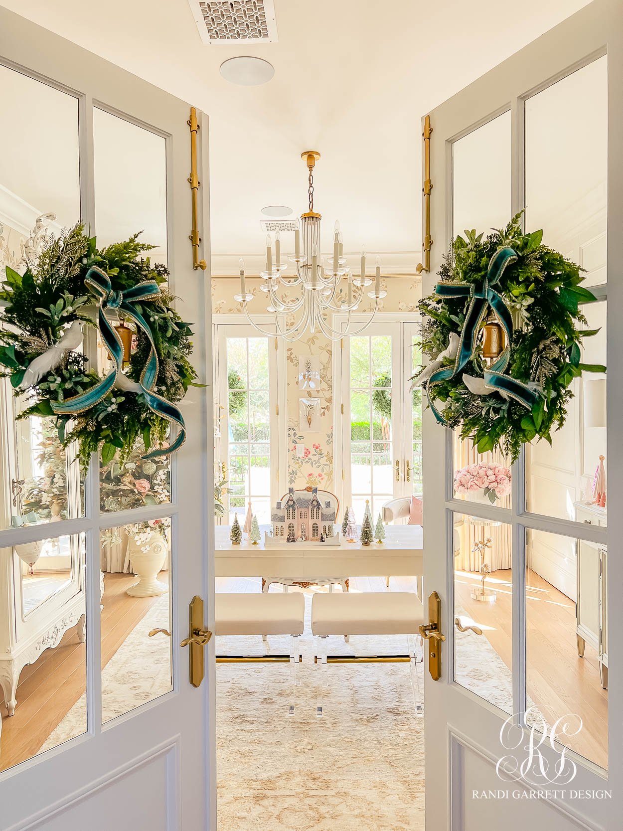 Cozy Chinoiserie Inspired Christmas Home Office