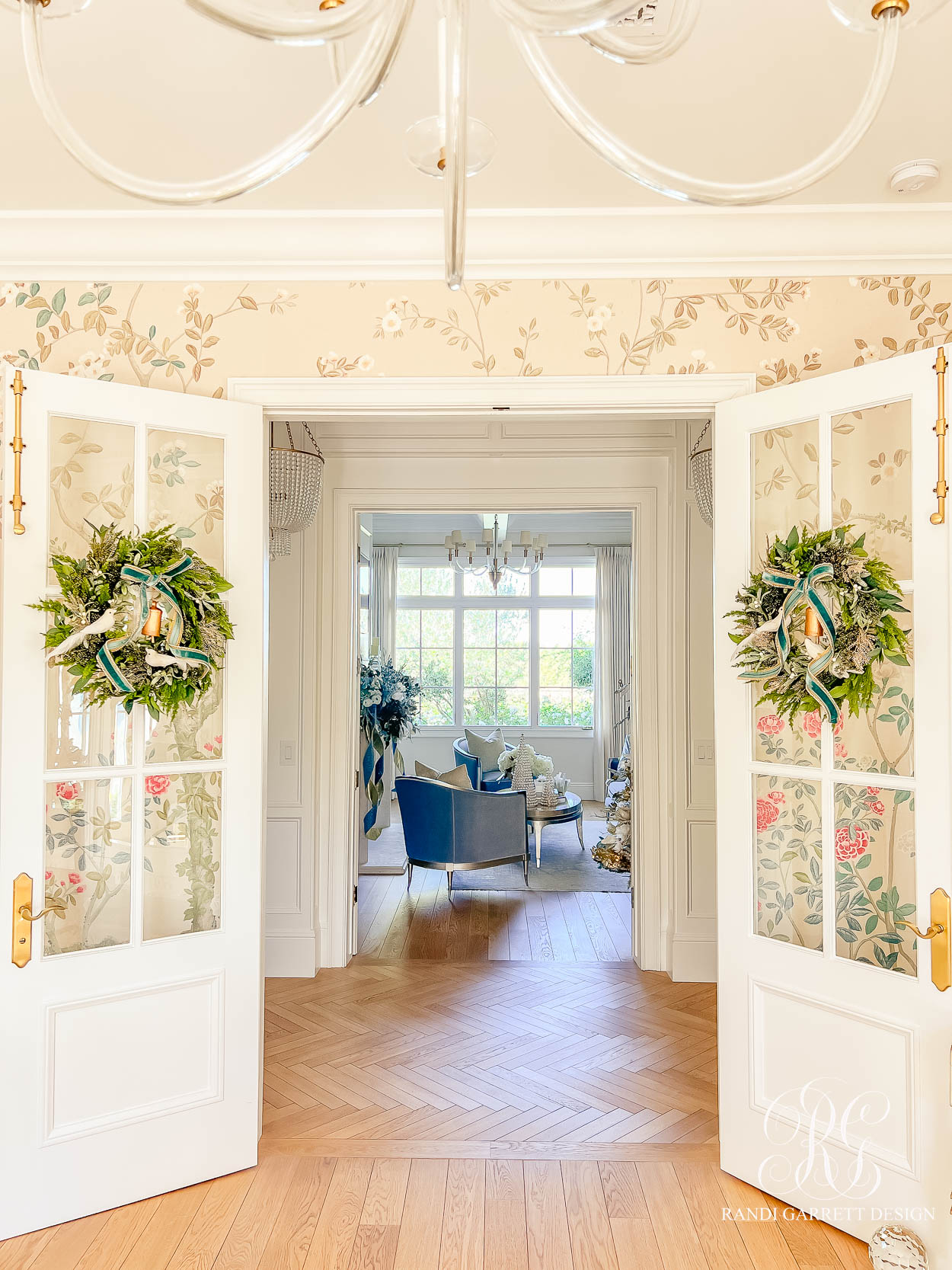 Cozy Chinoiserie Inspired Christmas Home Office