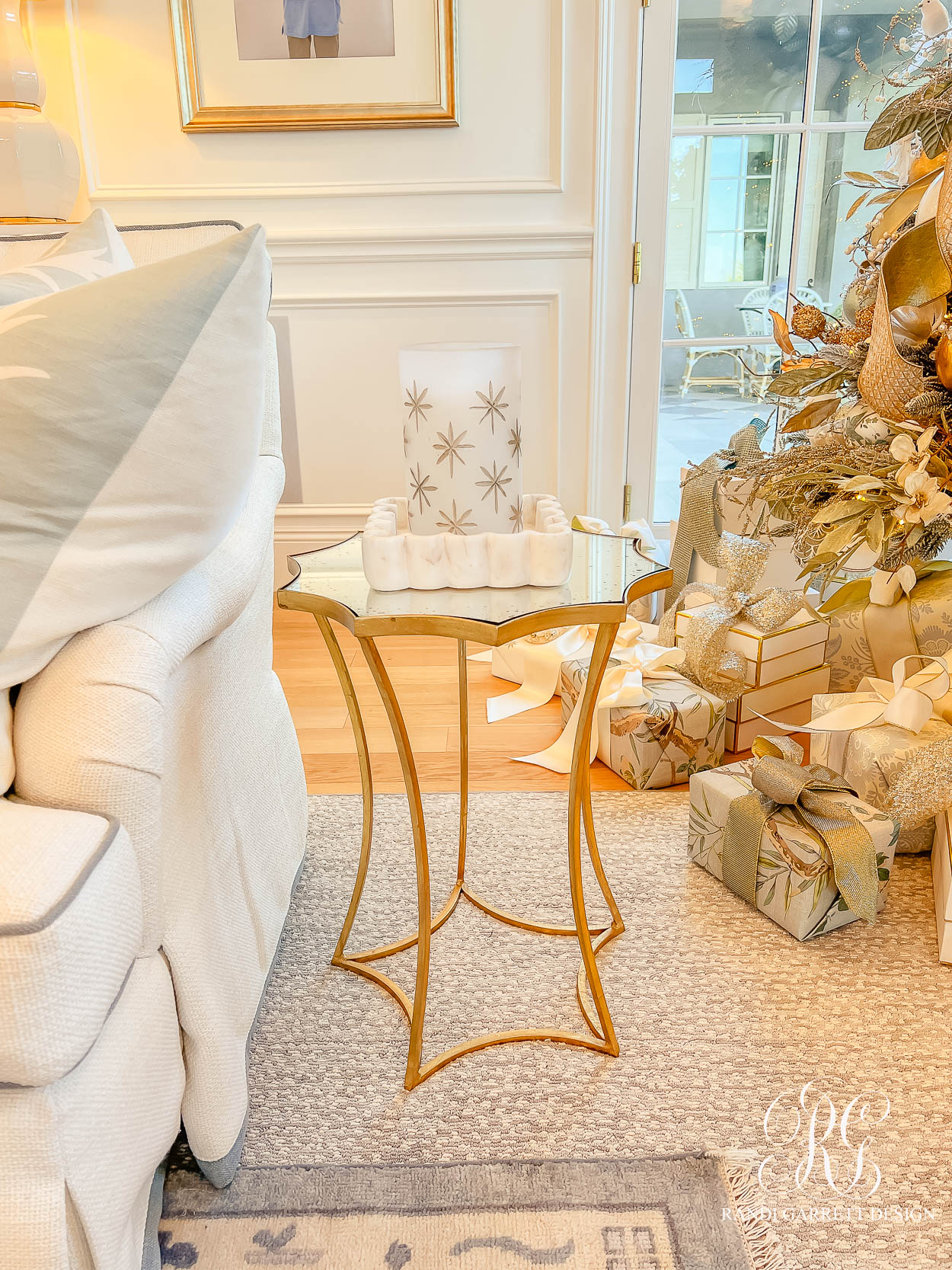 How I’m Styling My Favorite Accent Tables for Christmas