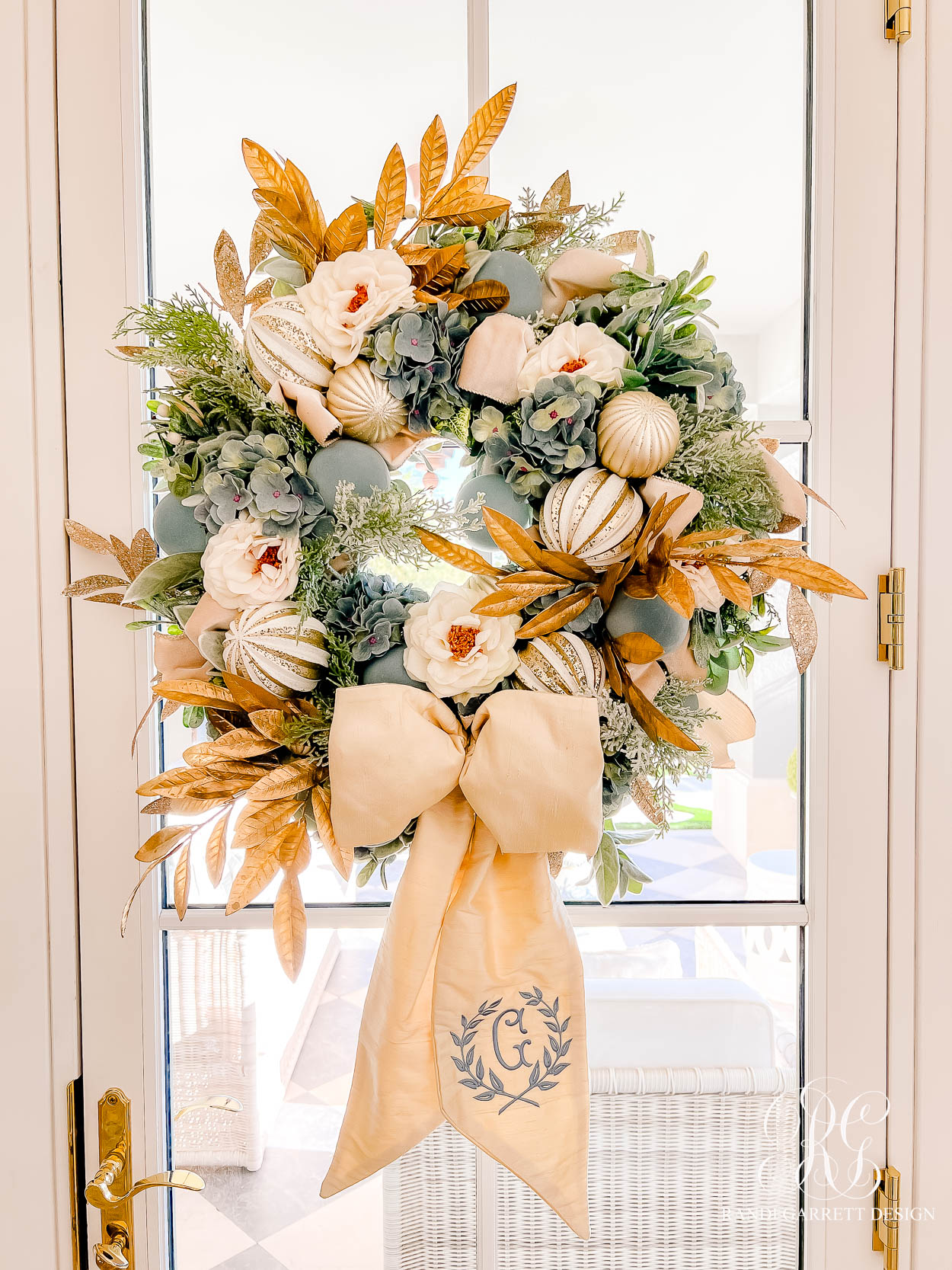 Enchanted Christmas Breakfast Room