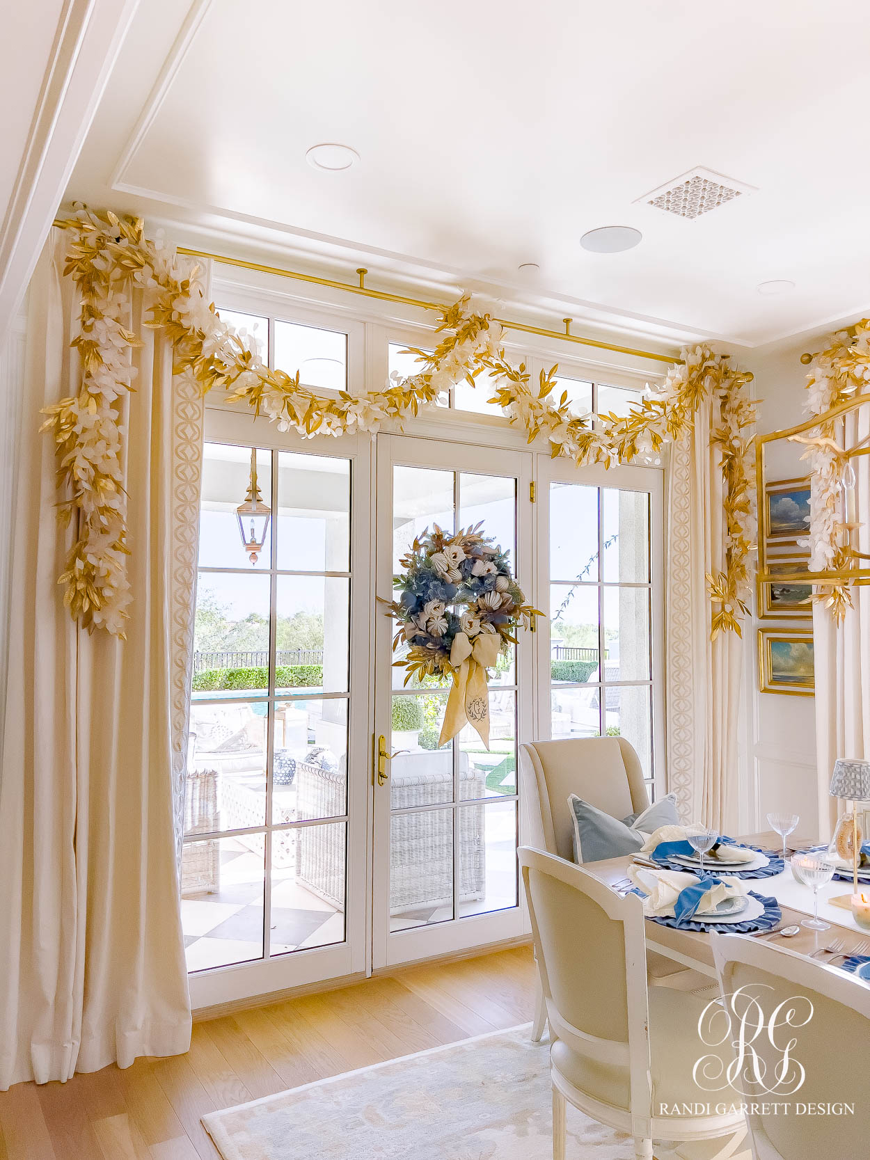 Enchanted Christmas Breakfast Room