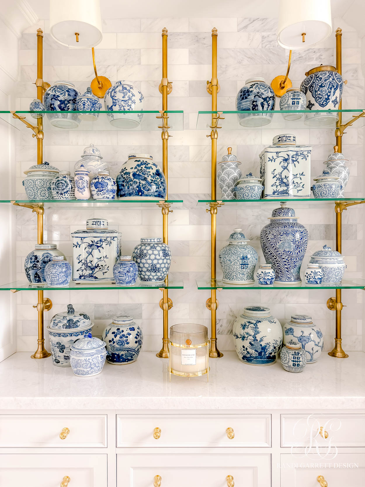 Styling Ginger Jars: Timeless Blue & White Decor Ideas for Every Room