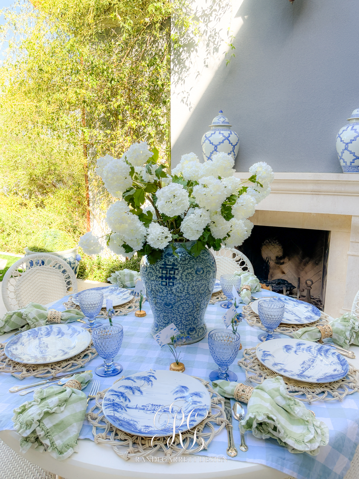 Summer Outdoor Hosting Essentials + Styling Ideas