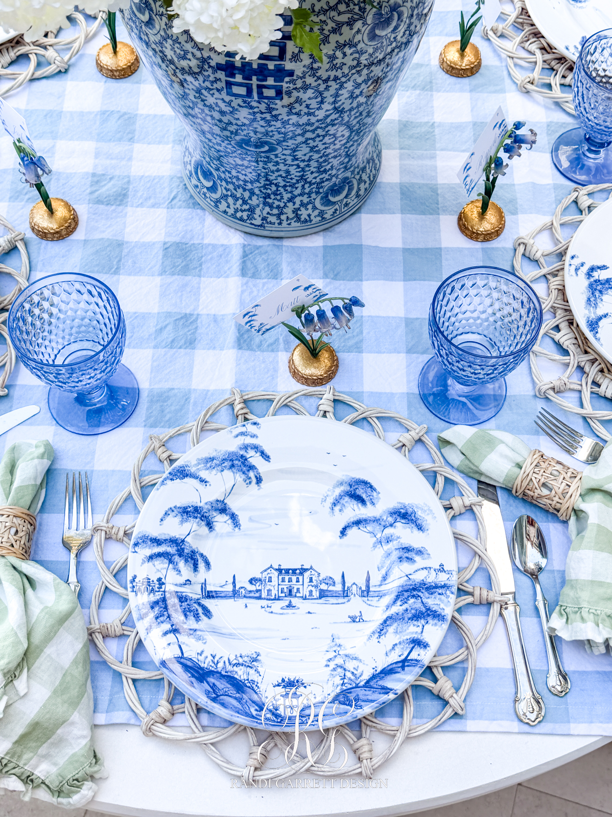 Summer Outdoor Hosting Essentials + Styling Ideas