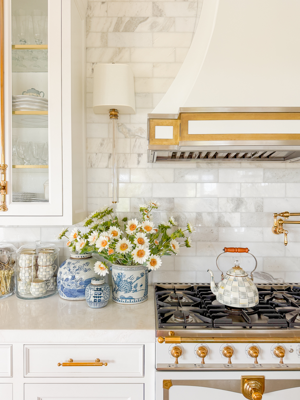 A Fresh Take on Fall Kitchen Decorating
