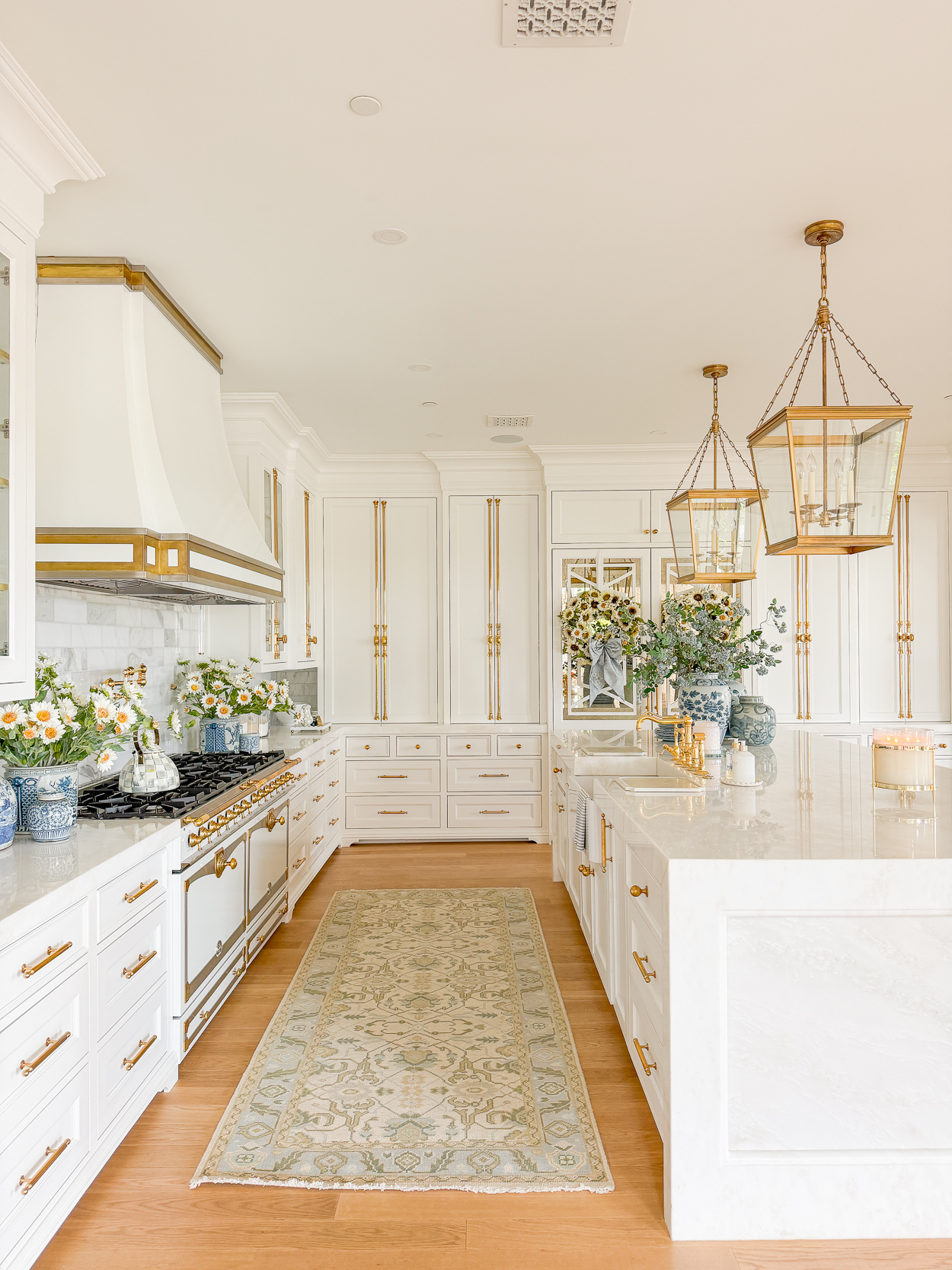 A Fresh Take on Fall Kitchen Decorating